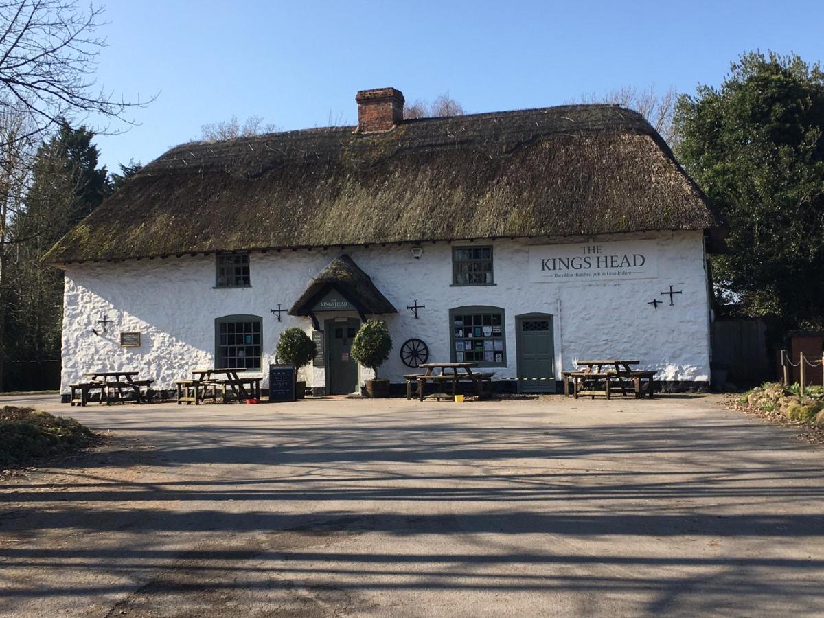 Cosy Lincs Wolds Cottage In Picturesque Tealby Экстерьер фото