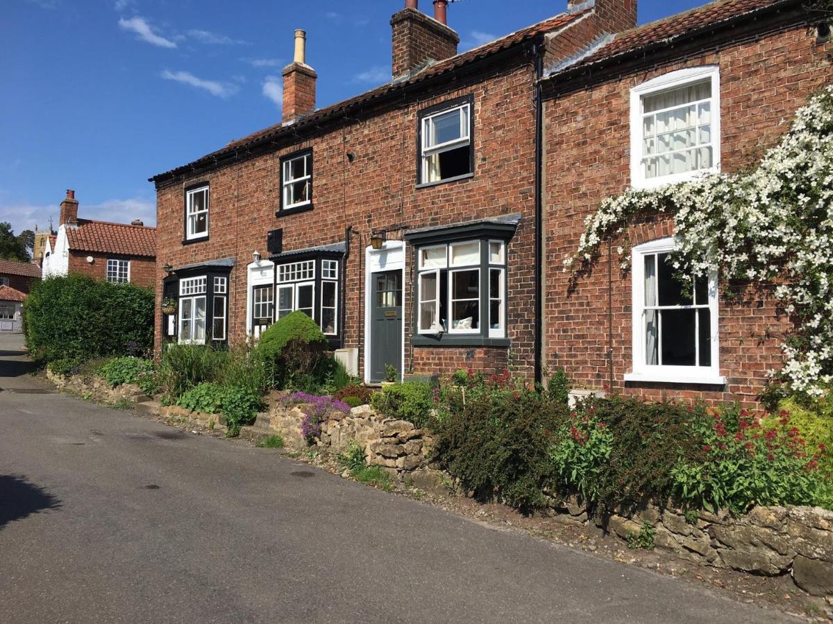 Cosy Lincs Wolds Cottage In Picturesque Tealby Экстерьер фото